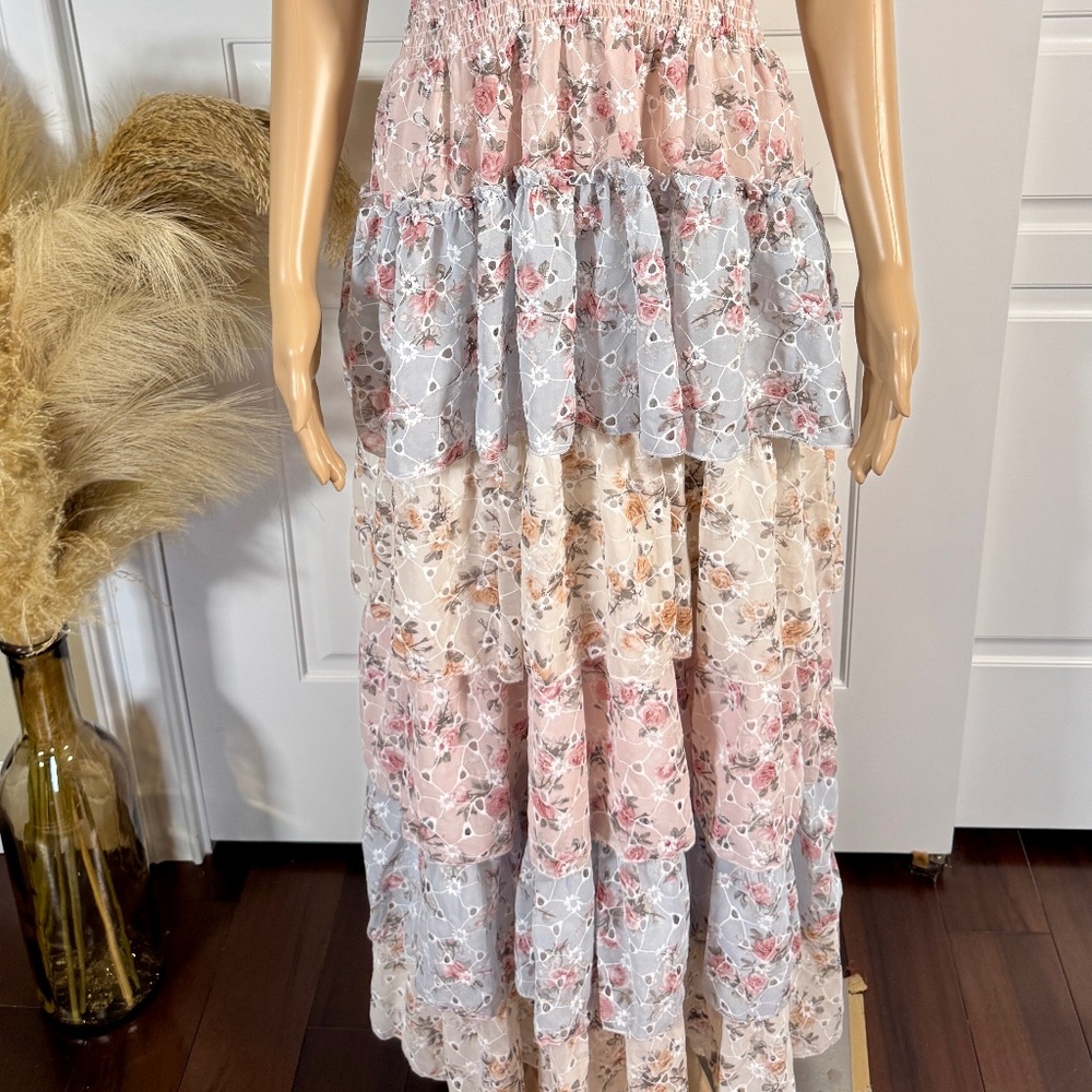 FLORAL EYELET HALTER TOP MAXI DRESS - Picture 4 of 12